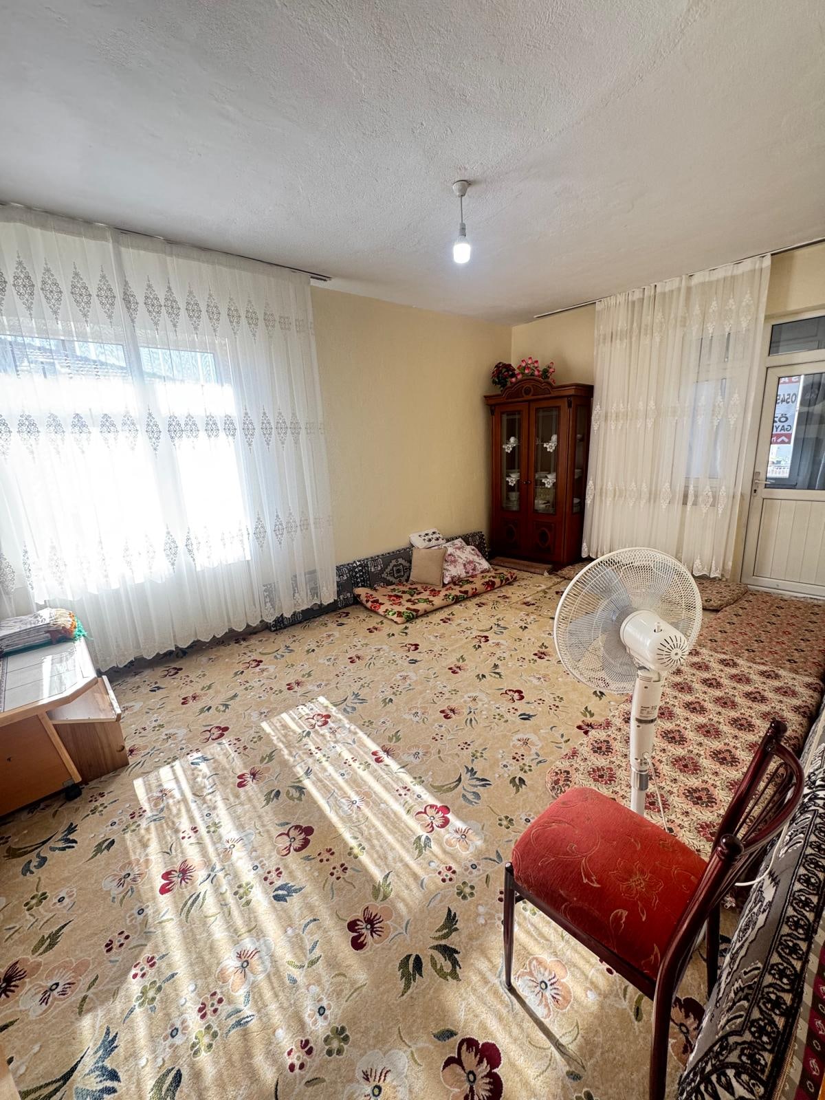 Satılık Daire Ahmet Yesevi Mahallesinde Bifa Sitesinde — fotoğraf 3