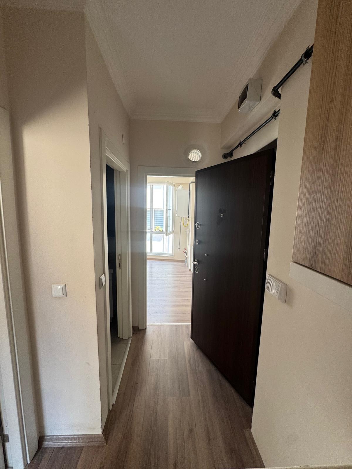 Satılık 1+1 Apart Çarşı Merkezde Abbas Mahallesinde — fotoğraf 8