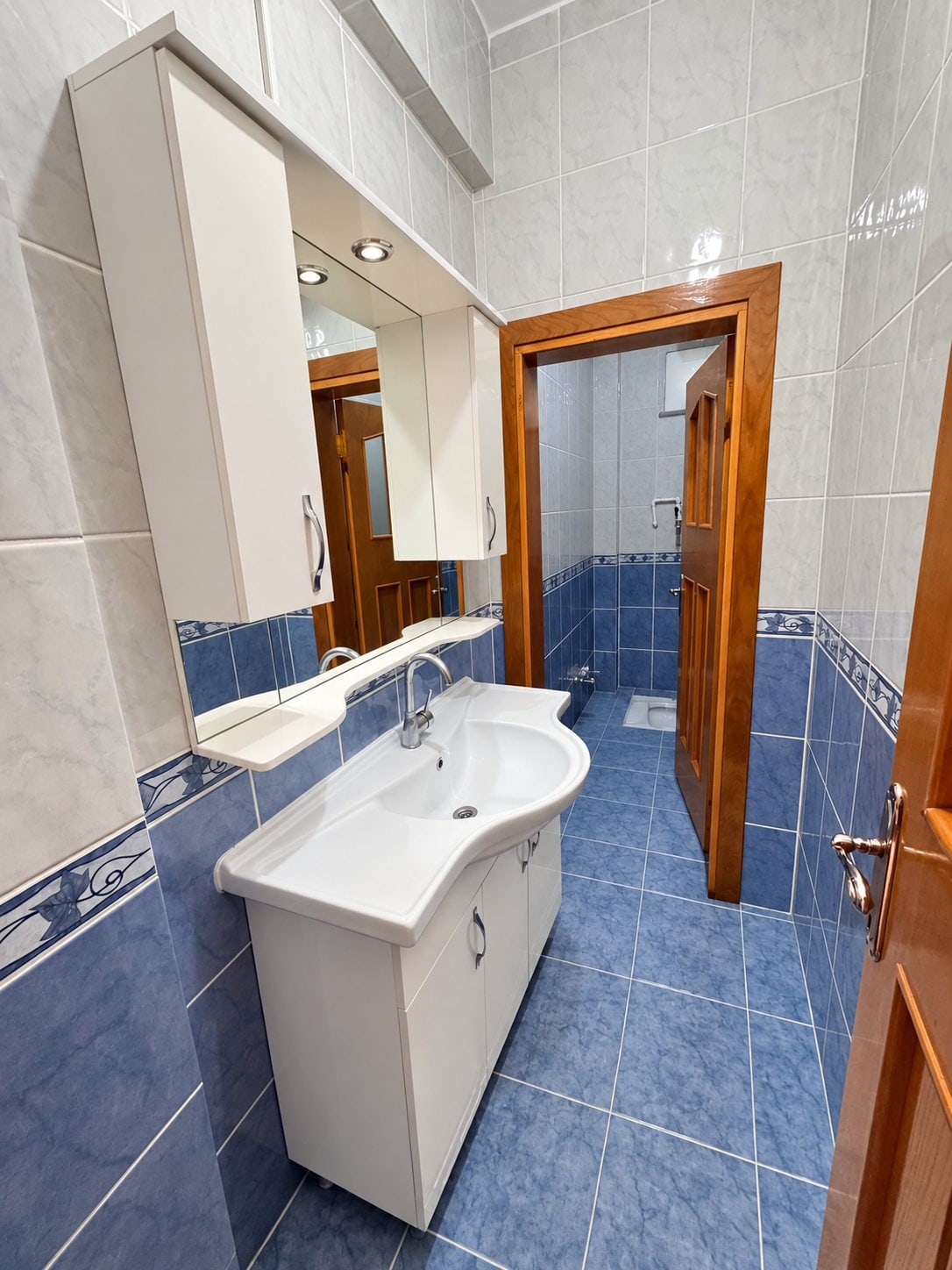 Satılık Daire Siyahser Mahallesinde 3+1 165m2 Ara Kat — fotoğraf 15