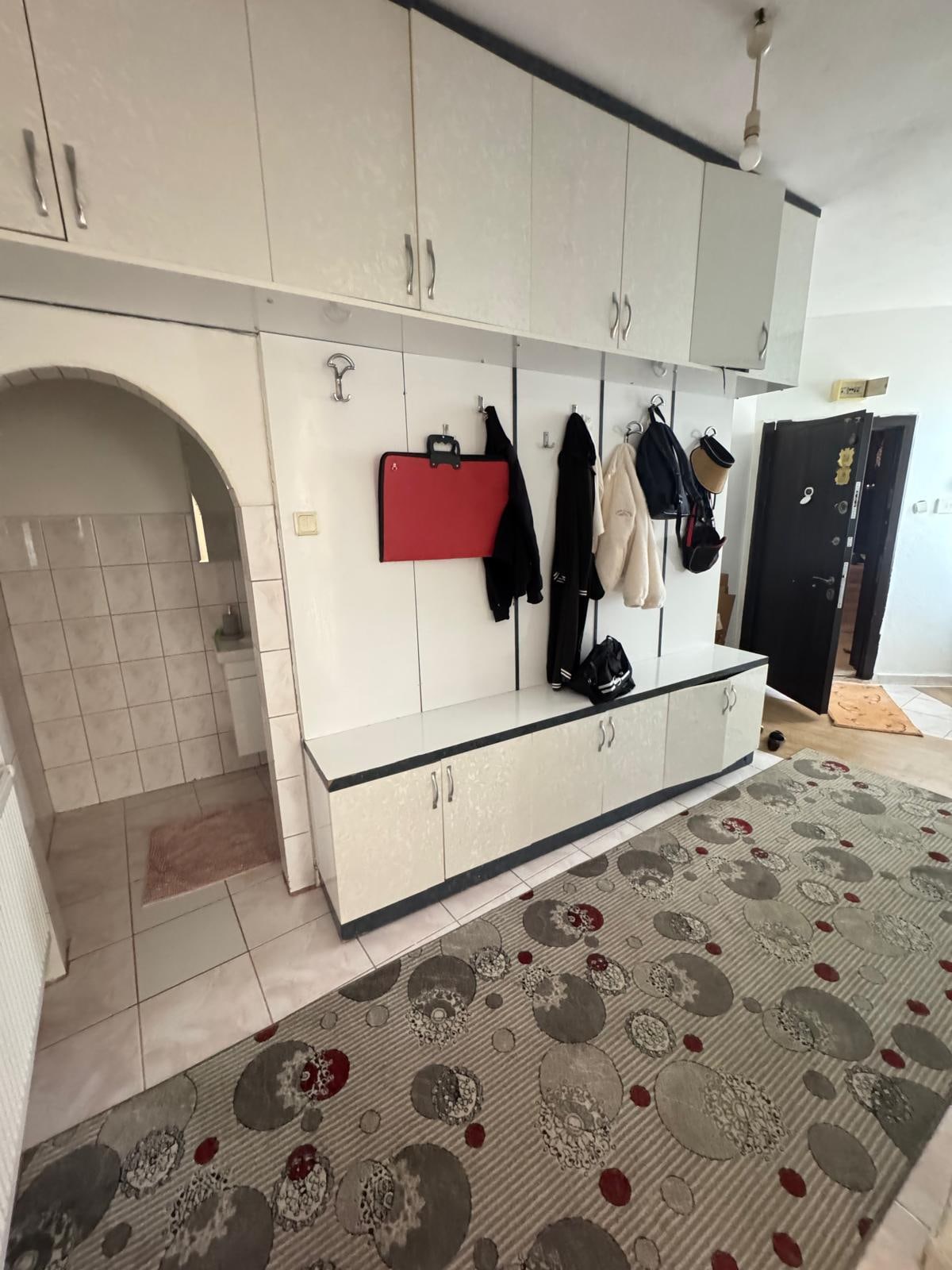 Satılık Daire Tapduk Emre Mahallesinde 3+1 140m2 Ara Kat Asansörlü — fotoğraf 3