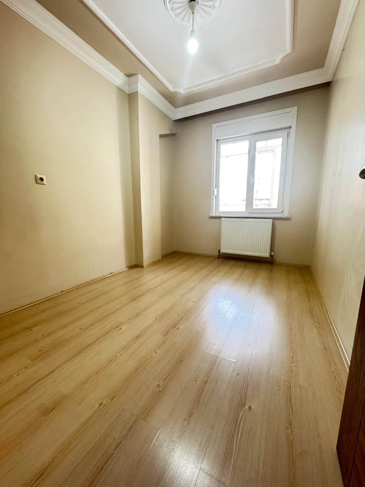 Satılık 5+2 Dubleks Daire Ali Şahane Mahallesinde Çarşı Merkeze Yakın — fotoğraf 4
