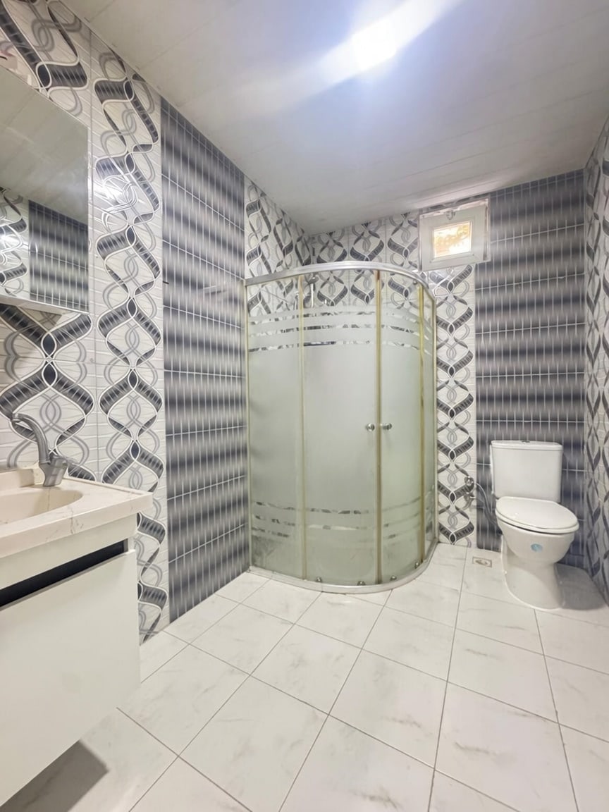 Satılık Larende Merkezde 2 Katlı 2+1 130m2 Kombili Bahçeli Bina — fotoğraf 20