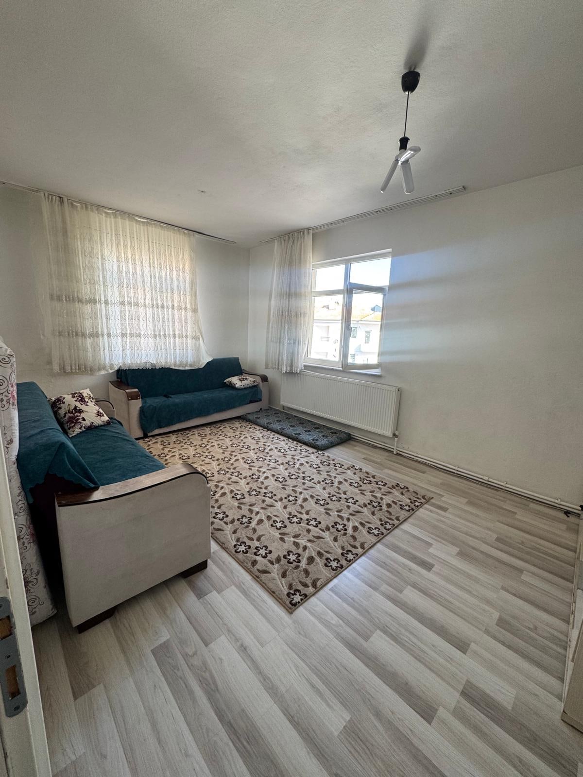 Satılık Daire Tapduk Emre Mahallesinde 3+1 140m2 Ara Kat Asansörlü — fotoğraf 7