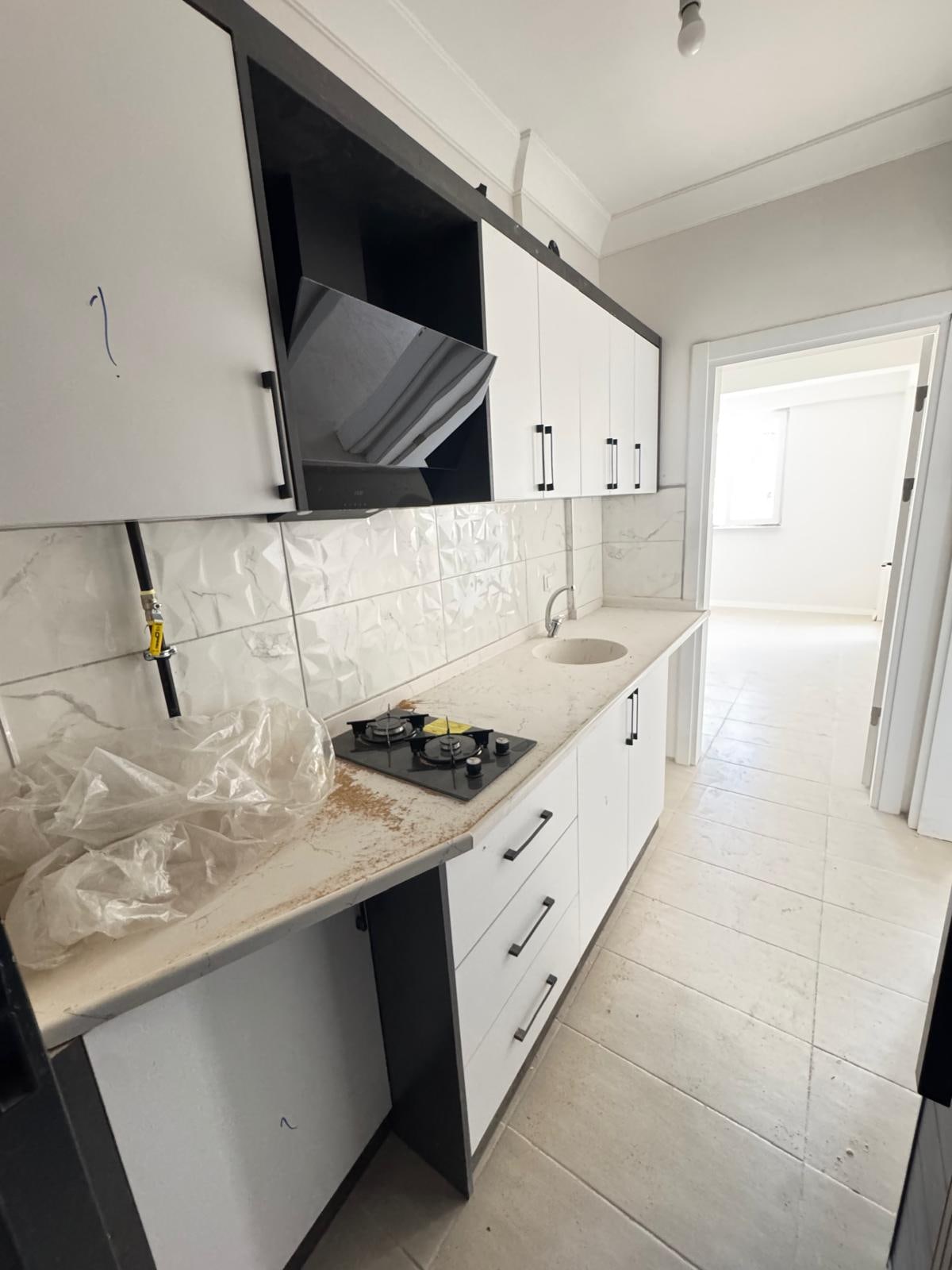 Satılık 1+1 Sıfır Apart Şeyh Edebali Mahallesinde 2 Katlı Binanın 2.katında — fotoğraf 7