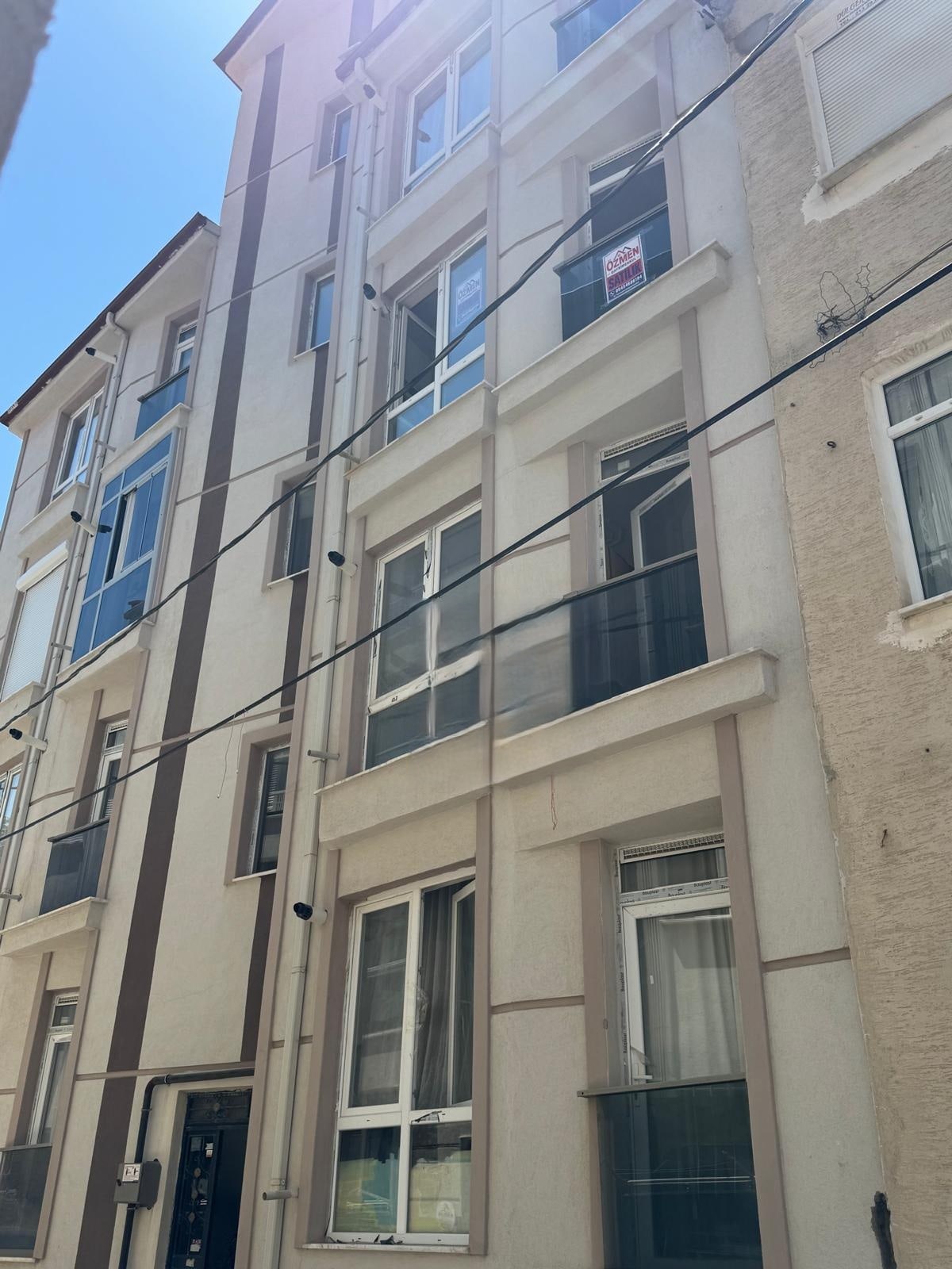 Satılık 1+1 Apart Çarşı Merkezde Abbas Mahallesinde
