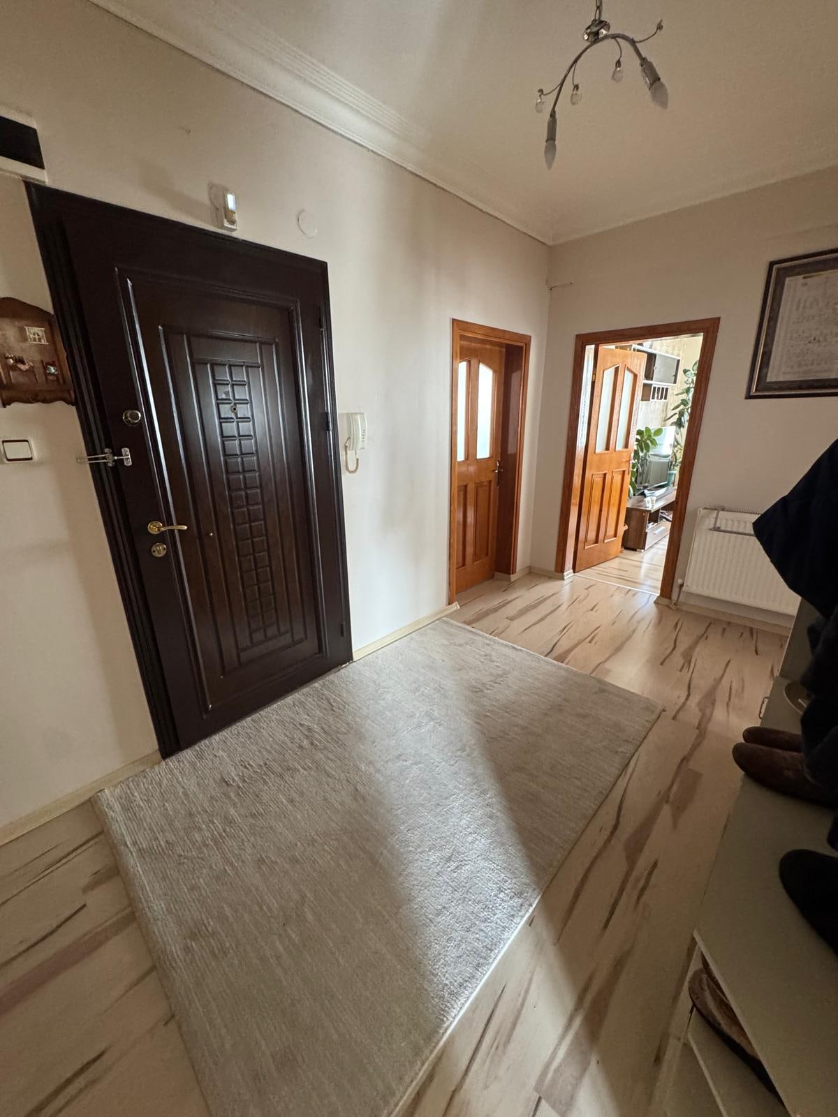 Satılık Daire Siyahser Mahallesinde 3+1 165m2 Ara Kat — fotoğraf 11