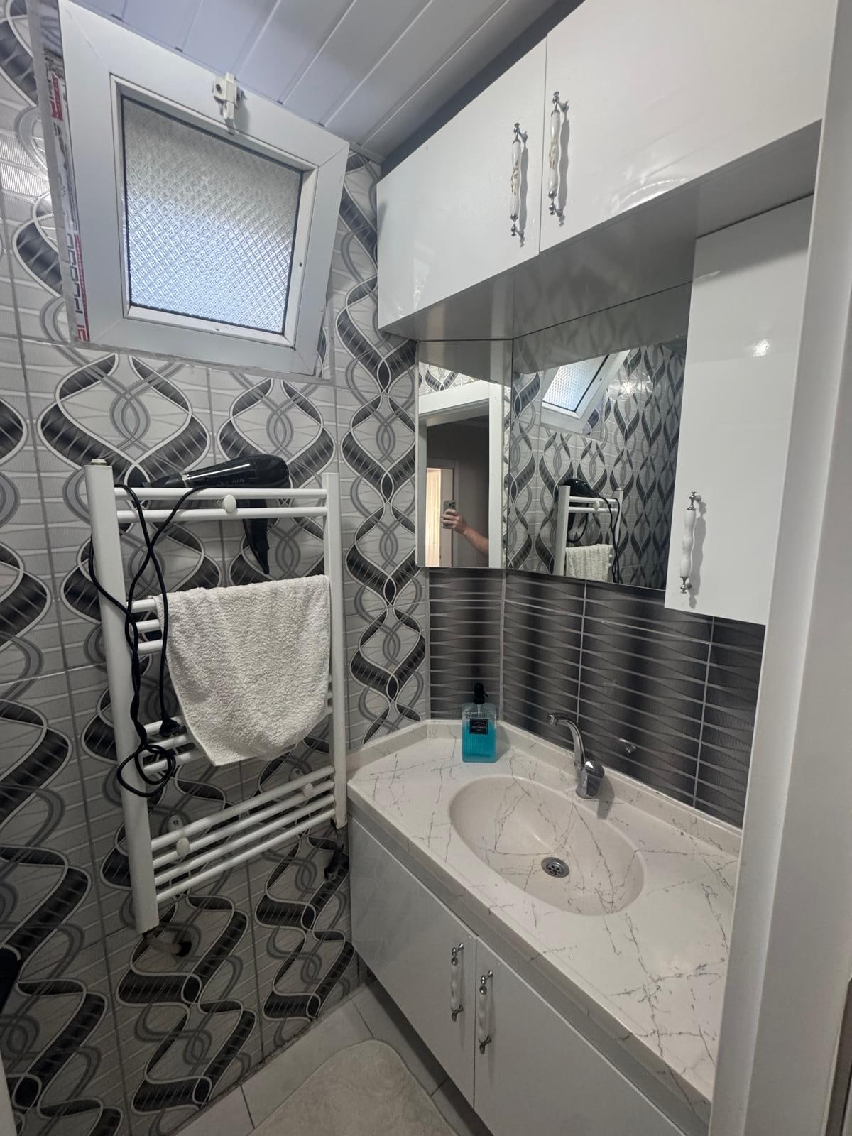 Satılık Larende Merkezde 2 Katlı 2+1 130m2 Kombili Bahçeli Bina — fotoğraf 13
