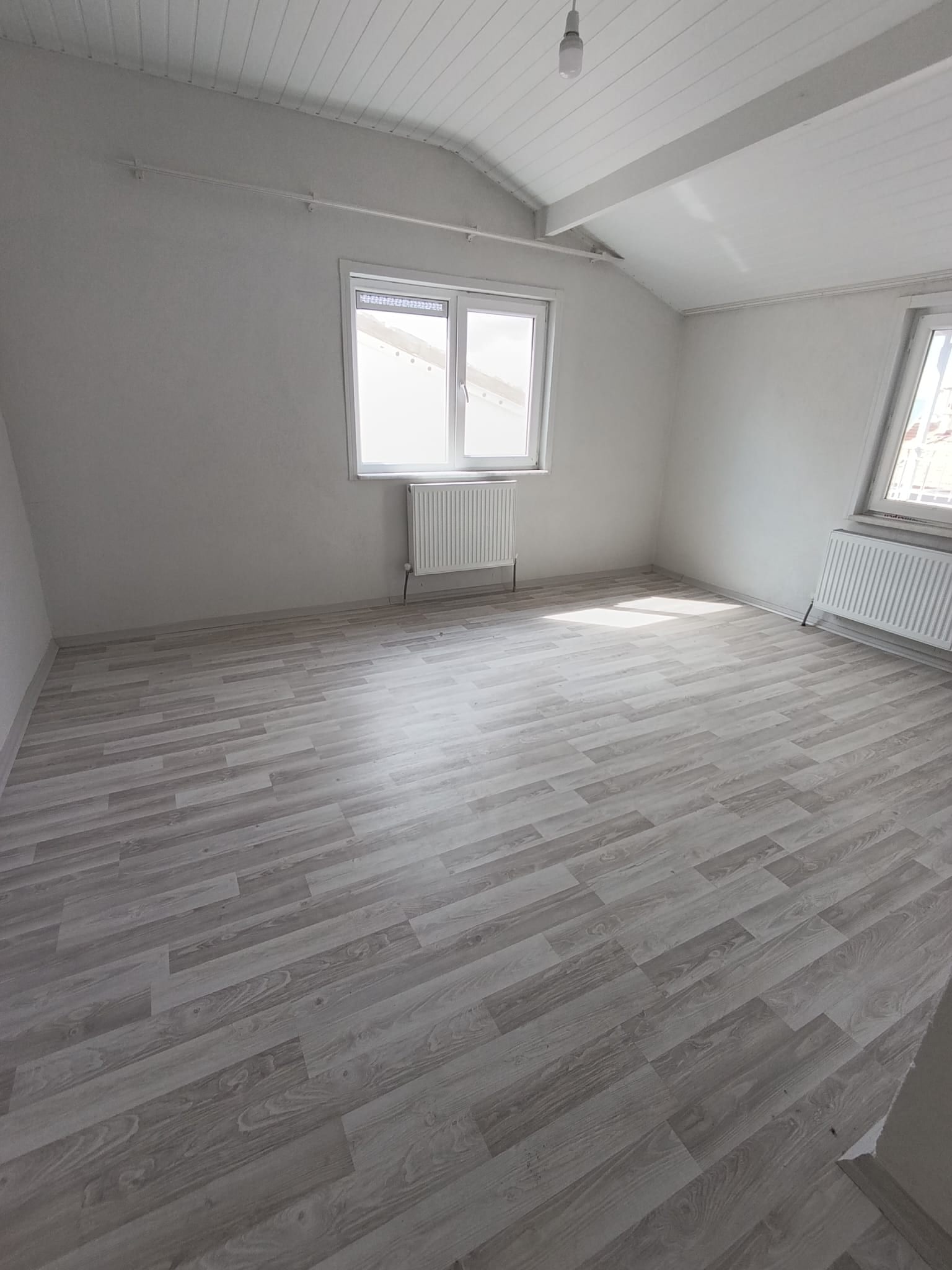 Karaman Merkez Mümine Hatun Mah Kiralık 2+1 Teras Kat Bakımlı — görsel 9