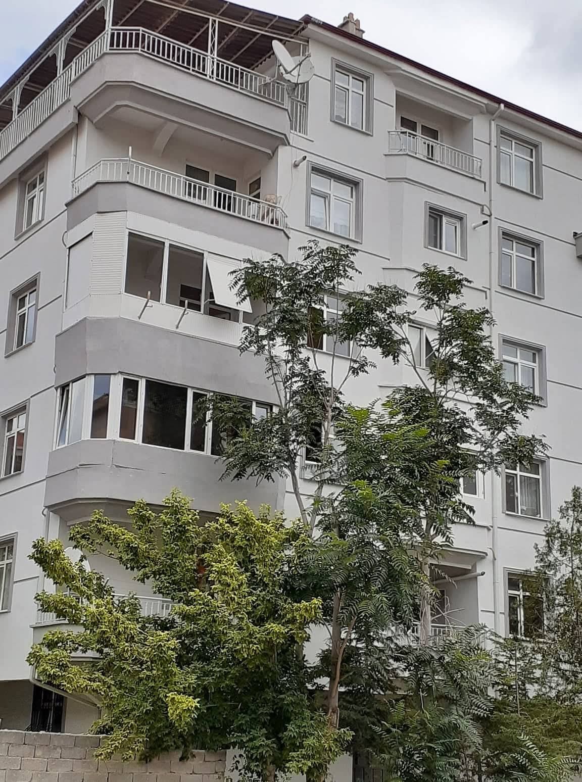 EMLAKNOMİ'den  🏡 NEFİSE SULTAN MAHALLESİ’NDE SATILIK 4+1 ULTRA GENİŞ DUBLEKS DAİRE