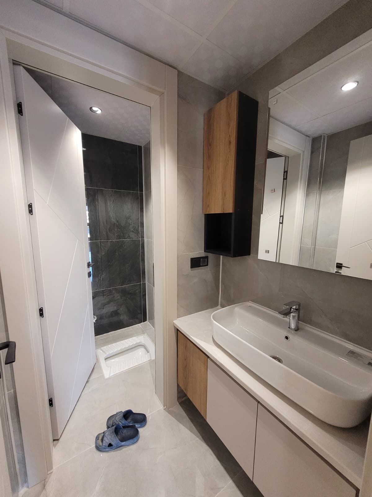 Emlaknomi'den Urgan Mahallesi Kiralık Daire 3+1 Sahsi Garajlı (sıfır) — görsel 4
