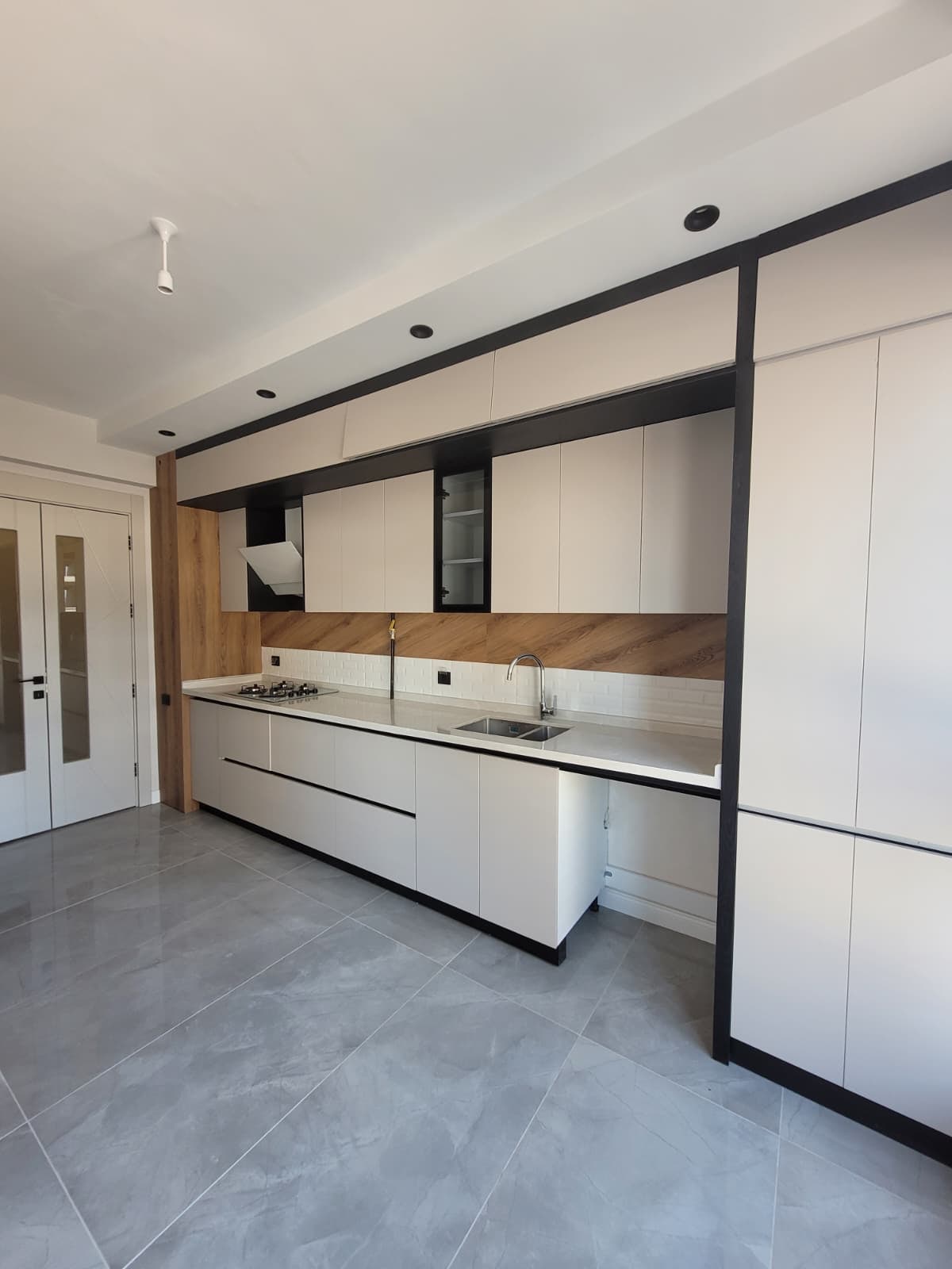 Emlaknomi'den Urgan Mahallesi Kiralık Daire 3+1 Sahsi Garajlı (sıfır) — görsel 3