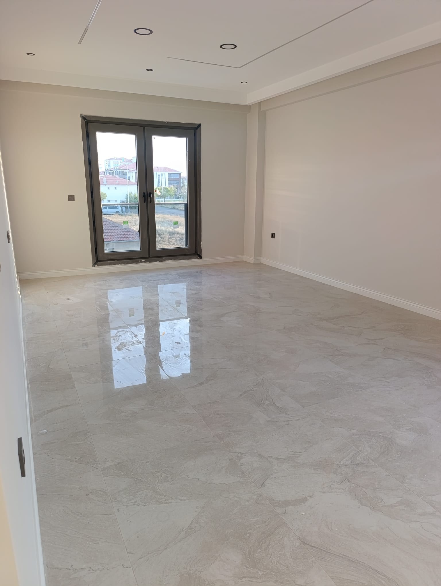 Karaman Merkez Yenişehir Mahallesi Satılık 3+1 Bireysel Garaj Ve Kiler Yerden Isıtma Kızartma Mutfak Mutfak Balkon Camla Kapalı Binada Toplam 3 Daire Var — görsel 15