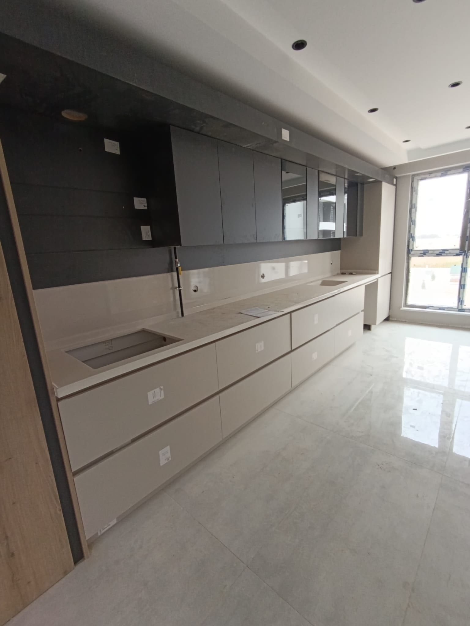 Karaman Merkez Yenişehir Mah 3+1 Sıfır Arakat Güney Doğu Cephe Site İçerisinde Ebeveyn Banyo Giyinme Odası Kiler Girişte Rüzgarlık — görsel 14