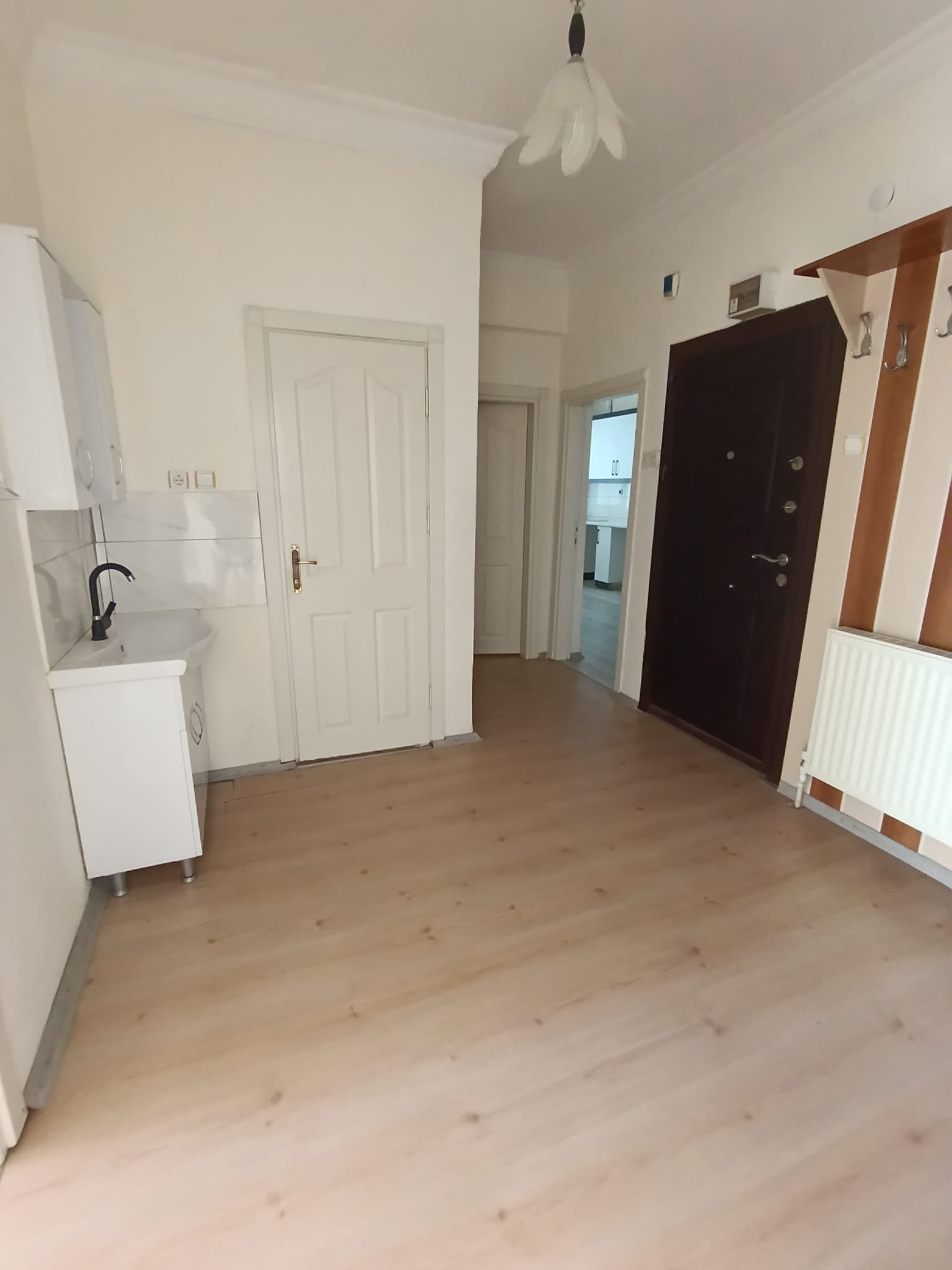 Karaman Merkez Külhan Mahallesi Kiralık 3+1 Arakat Çarşı Merkez — görsel 4
