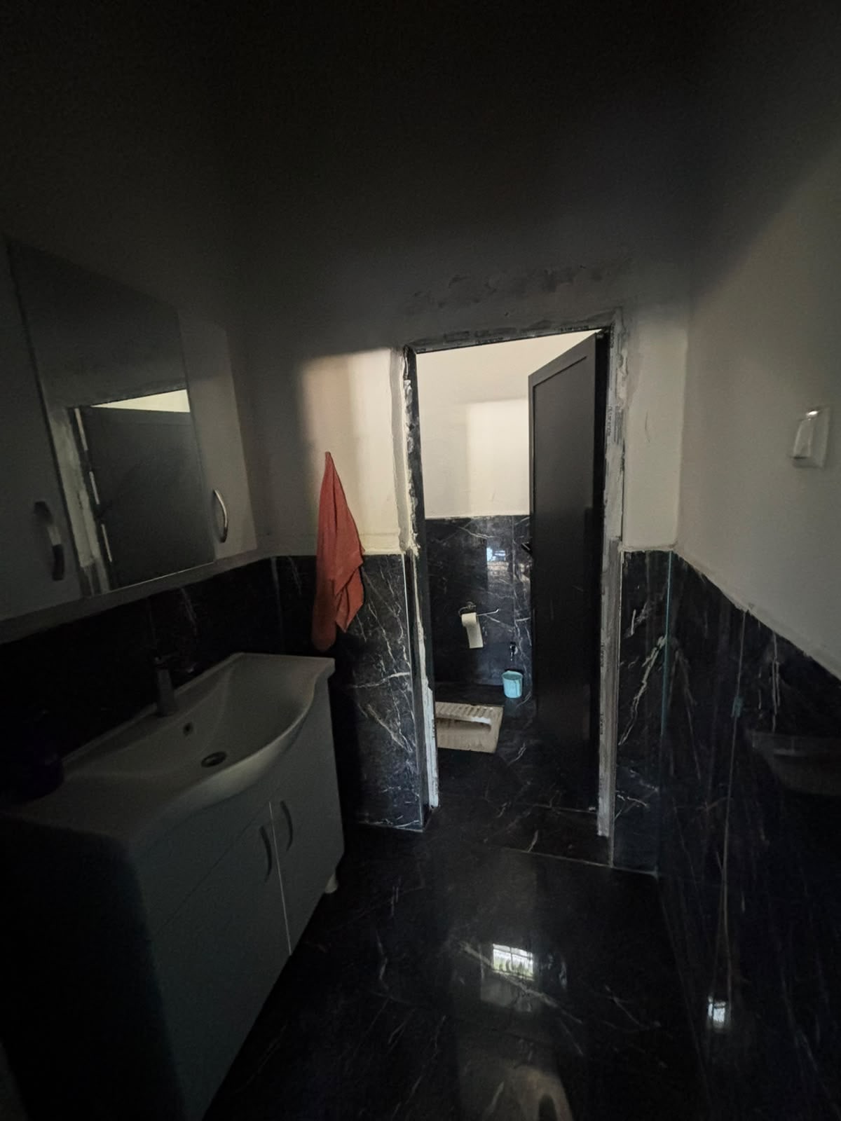 Emlaknomi'den 🏢 Yeşilada Mahallesi’nde Kiralık İş Yeri! — görsel 5