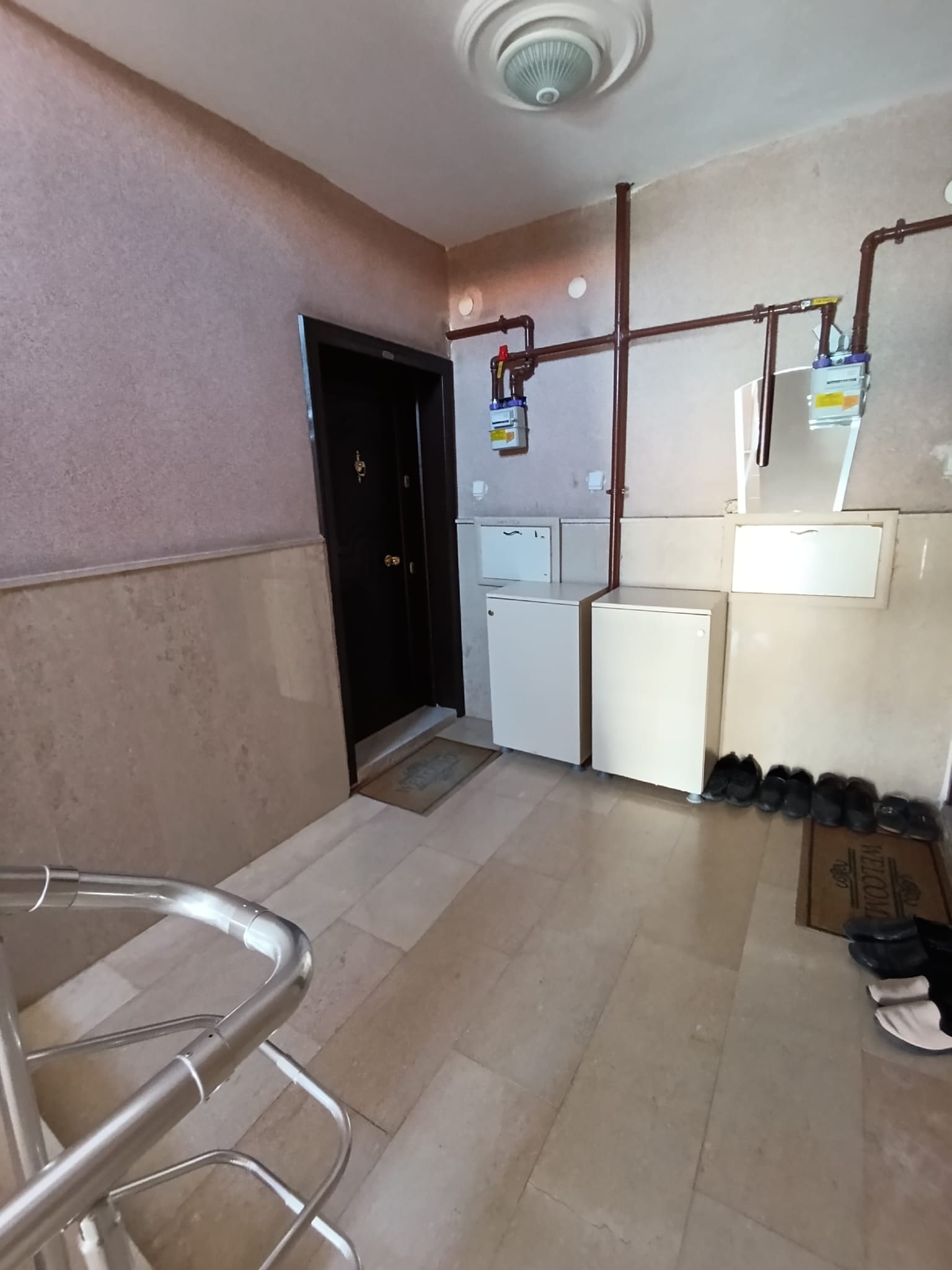 Karaman Merkez Prireis Mahallesi 3+1 Arakat 170 M2 Dairede 3 Balkon Var Bakımlı Masrafsız Aile Apartmanı — görsel 10