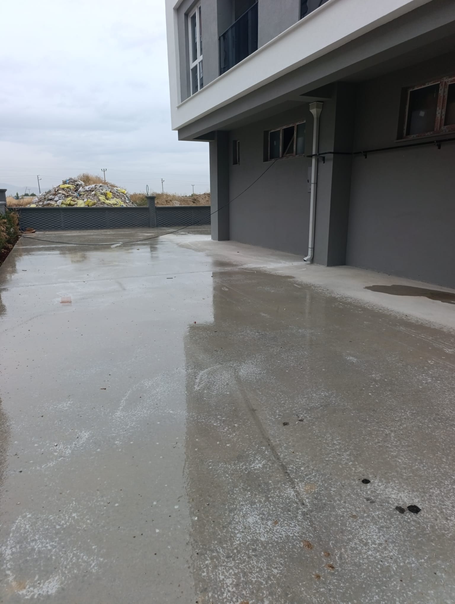 Karaman Merkez Hamidiye Mah.2.organize Yolu 1+1 Sıfır Arakat Ayrı Mutfaklı Yerden Isıtma Balkon Var 2 Asansörlü — görsel 5