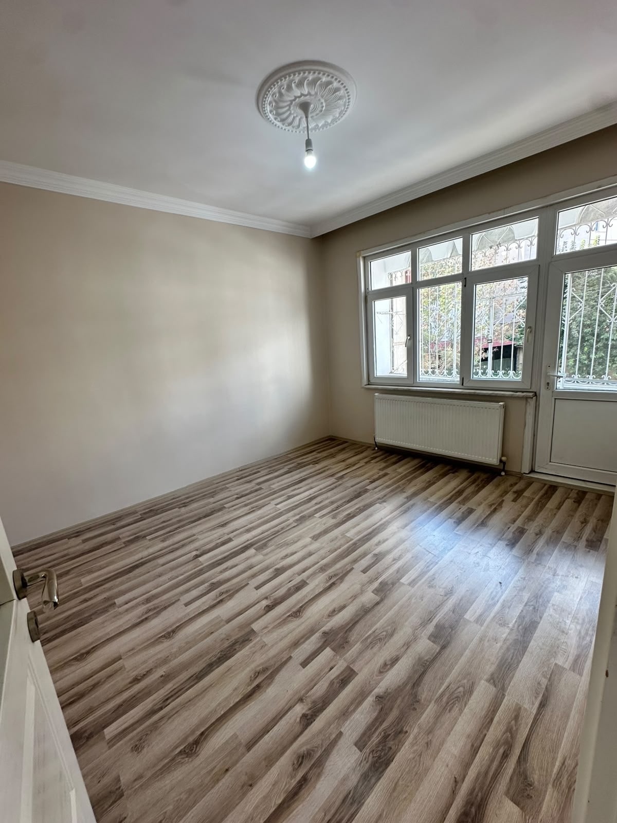 Çarşı Merkezde 3+1 Dükkan Üstü Kiralık Daire — görsel 4