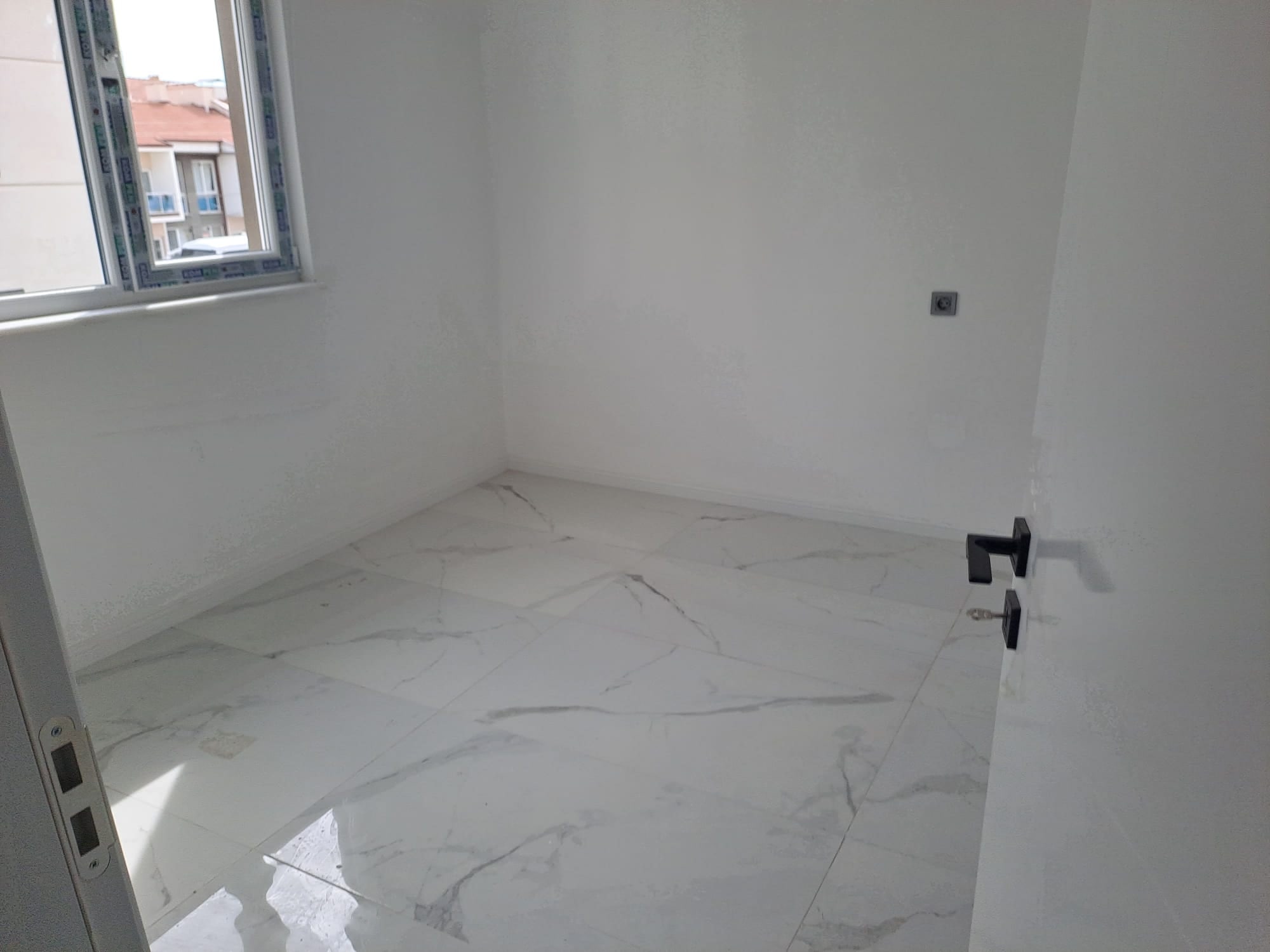 Karaman Merkez Hastane Karşısında 1+1 Sıfır 6 Adet Satılık Apart Ortak Kullanım Garaj Yerden Isıtma — görsel 8