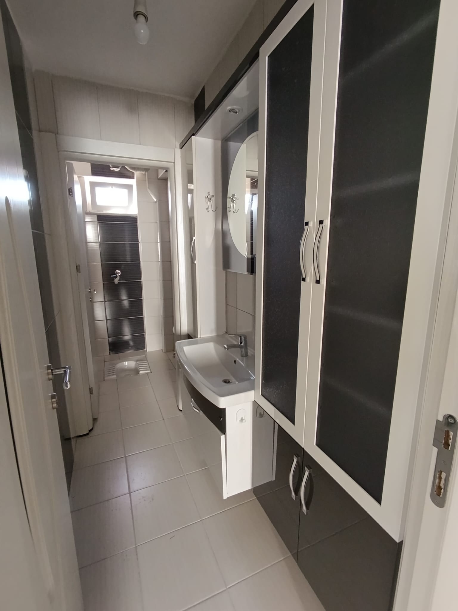 Karaman Merkez Prireis Mahallesi 3+1 Arakat 4 Cephesi Açık 2 Balkon 150m2 Brüt 10 Yıllık Bina — görsel 13
