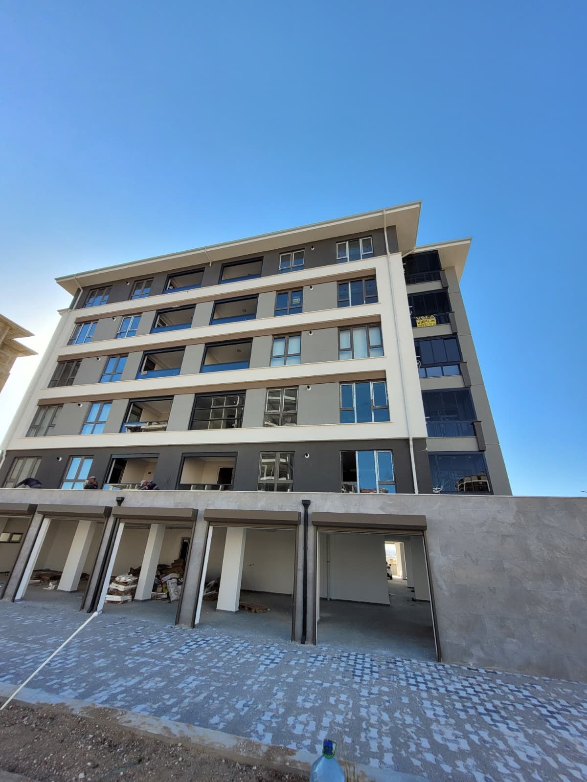Emlaknomi'den Urgan Mahallesi Kiralık Daire 3+1 Sahsi Garajlı (sıfır) — görsel 2