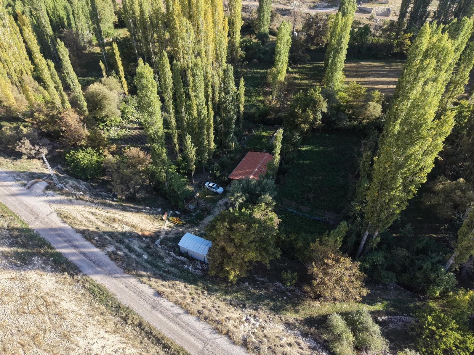 Satılık Paşabağı 1+1 Bahçe Evi Dereye Sıfır Yapı Kullanma İzinli — görsel 3