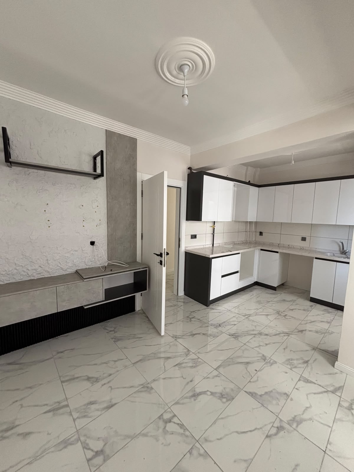 Emlaknomi'den Zembilli Mahallesinde Kiralık Amerikan Mutfak 2+1 Sıfır Daire — görsel 12
