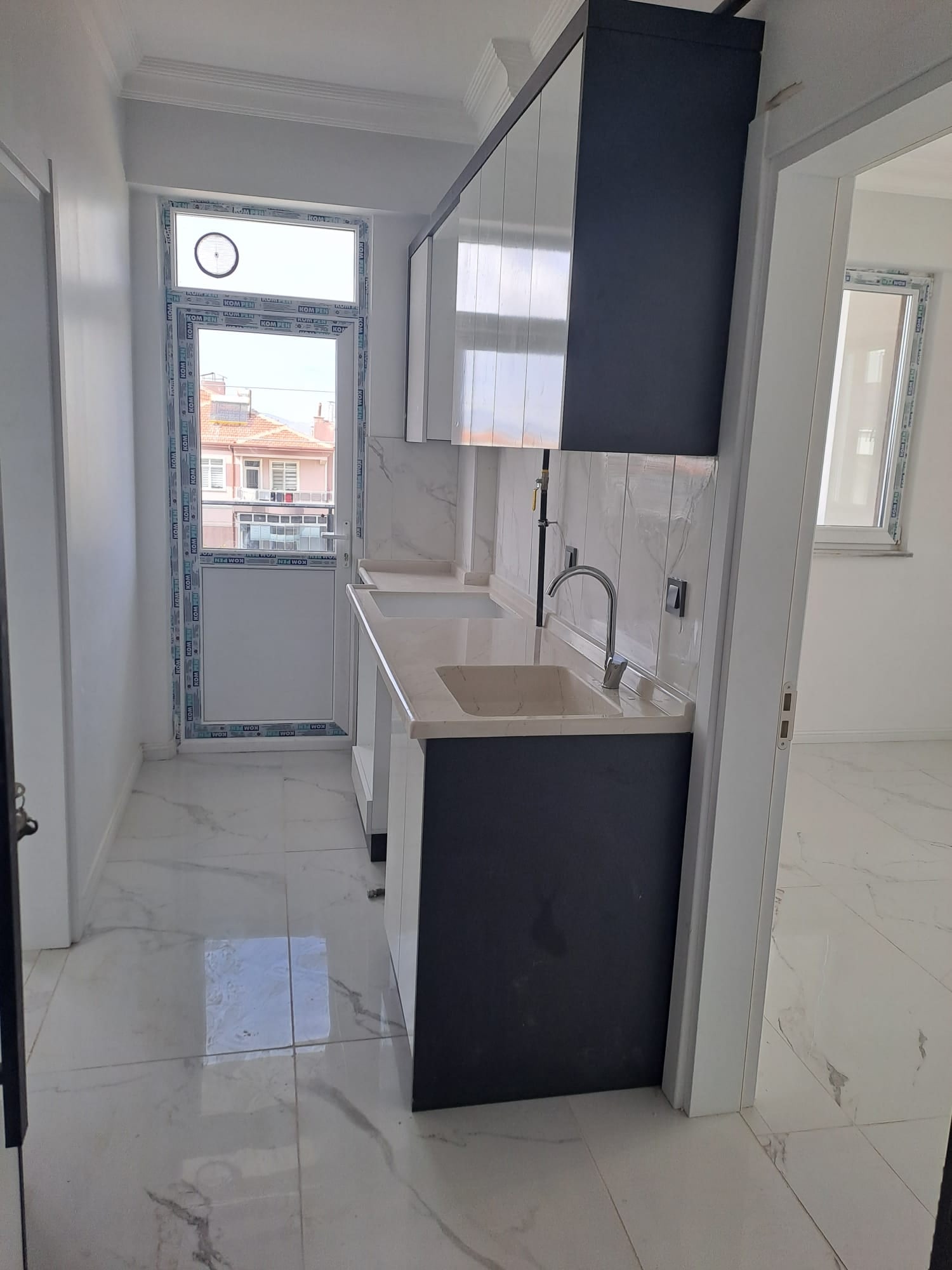 Karaman Merkez Hastane Karşısında 1+1 Sıfır 6 Adet Satılık Apart Ortak Kullanım Garaj Yerden Isıtma — görsel 5