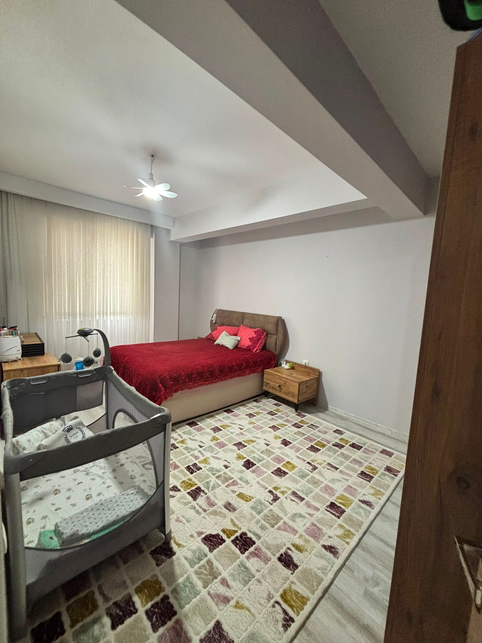Karaman Merkez Yenişehir Mahallesi 3+1 Site İçerisinde Açık Ve Kapalı Otopark Çocuk Oyun Alanı Kiler Mevcut Geniş Balkon — görsel 10