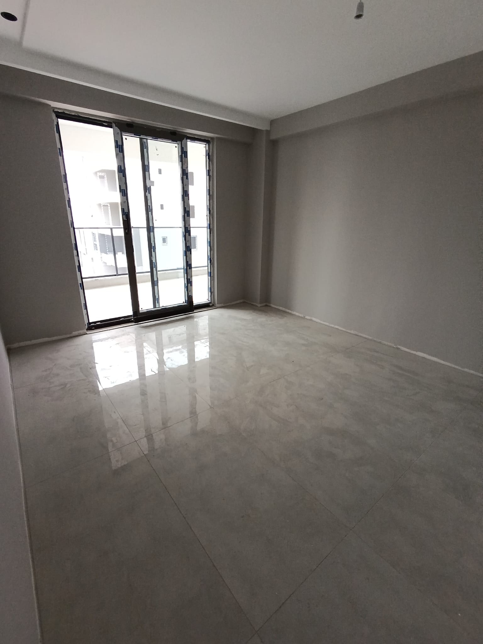 Karaman Merkez Yenişehir Mah 3+1 Sıfır Arakat Güney Doğu Cephe Site İçerisinde Ebeveyn Banyo Giyinme Odası Kiler Girişte Rüzgarlık — görsel 20