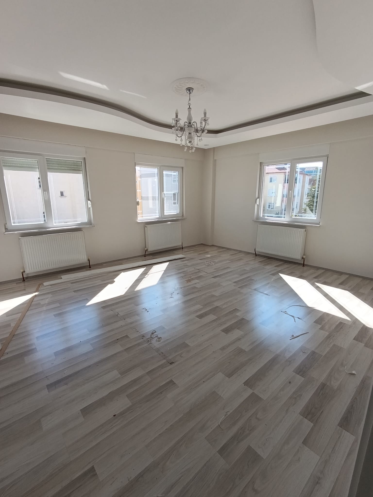 Karaman Merkez Prireis Mahallesi 3+1 Arakat 4 Cephesi Açık 2 Balkon 150m2 Brüt 10 Yıllık Bina — görsel 11