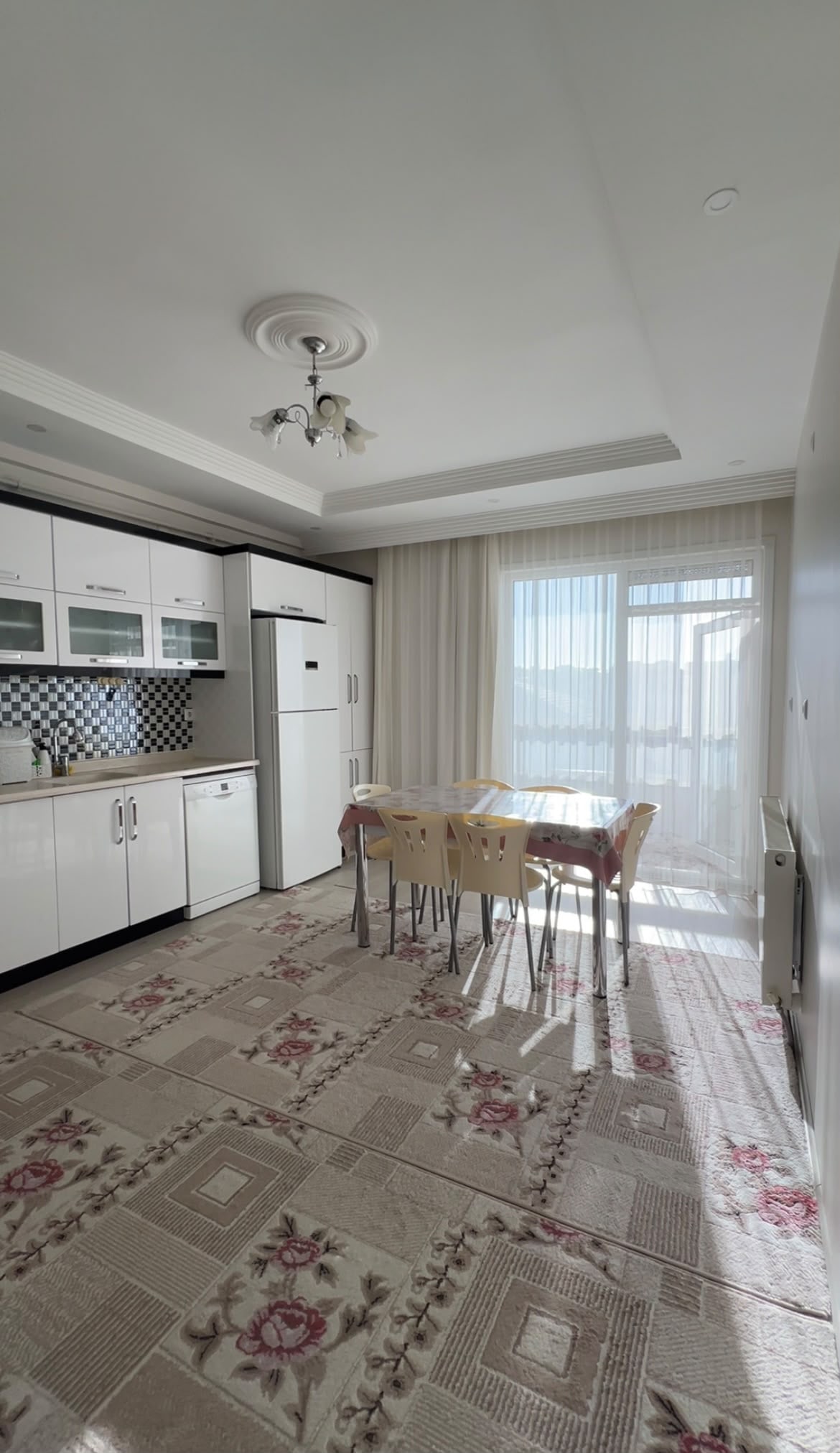 Karaman Merkez Kirişçi'de Satılık 3+1 165m² Net Aydınlık ve Modern Daire — görsel 2