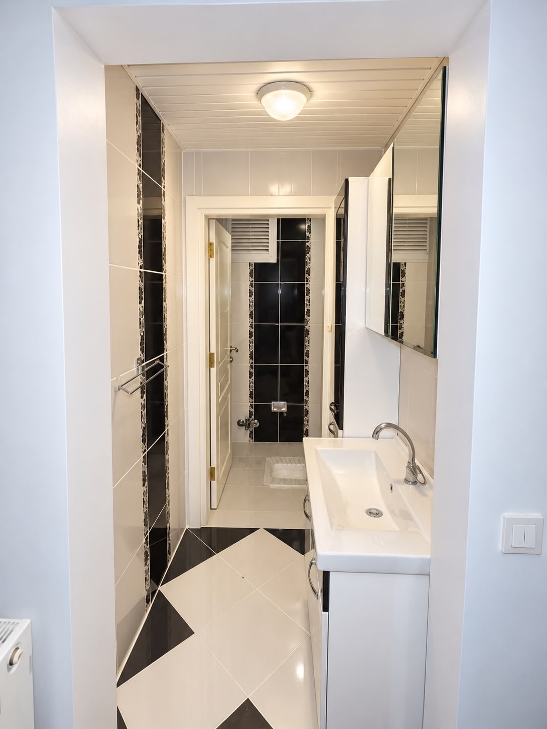 Kiralık Karaman Merkez Kazım Karabekir Paşa'da 3+1 150m² Aydınlık Balkonlu En Üst Kat Daire — görsel 12