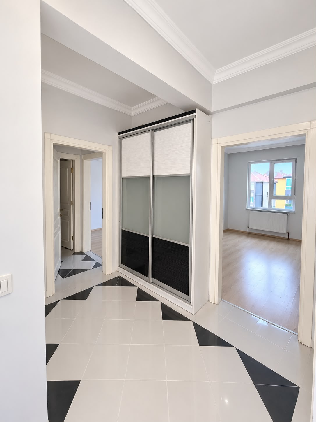 Kiralık Karaman Merkez Kazım Karabekir Paşa'da 3+1 150m² Aydınlık Balkonlu En Üst Kat Daire — görsel 10