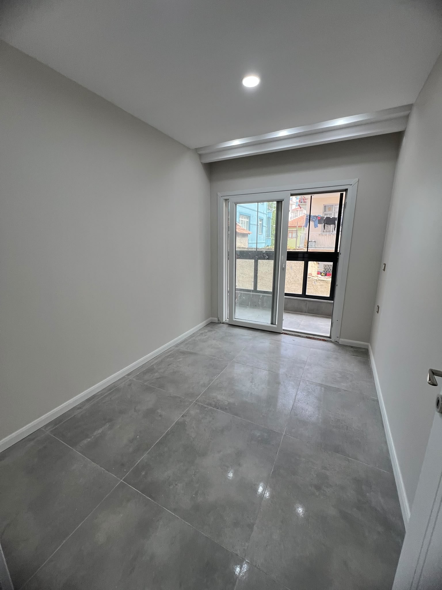 Satılık Karaman Merkez Gazidükkan'da Sıfır 3+1 130m² Geniş Aydınlık Daire — görsel 3