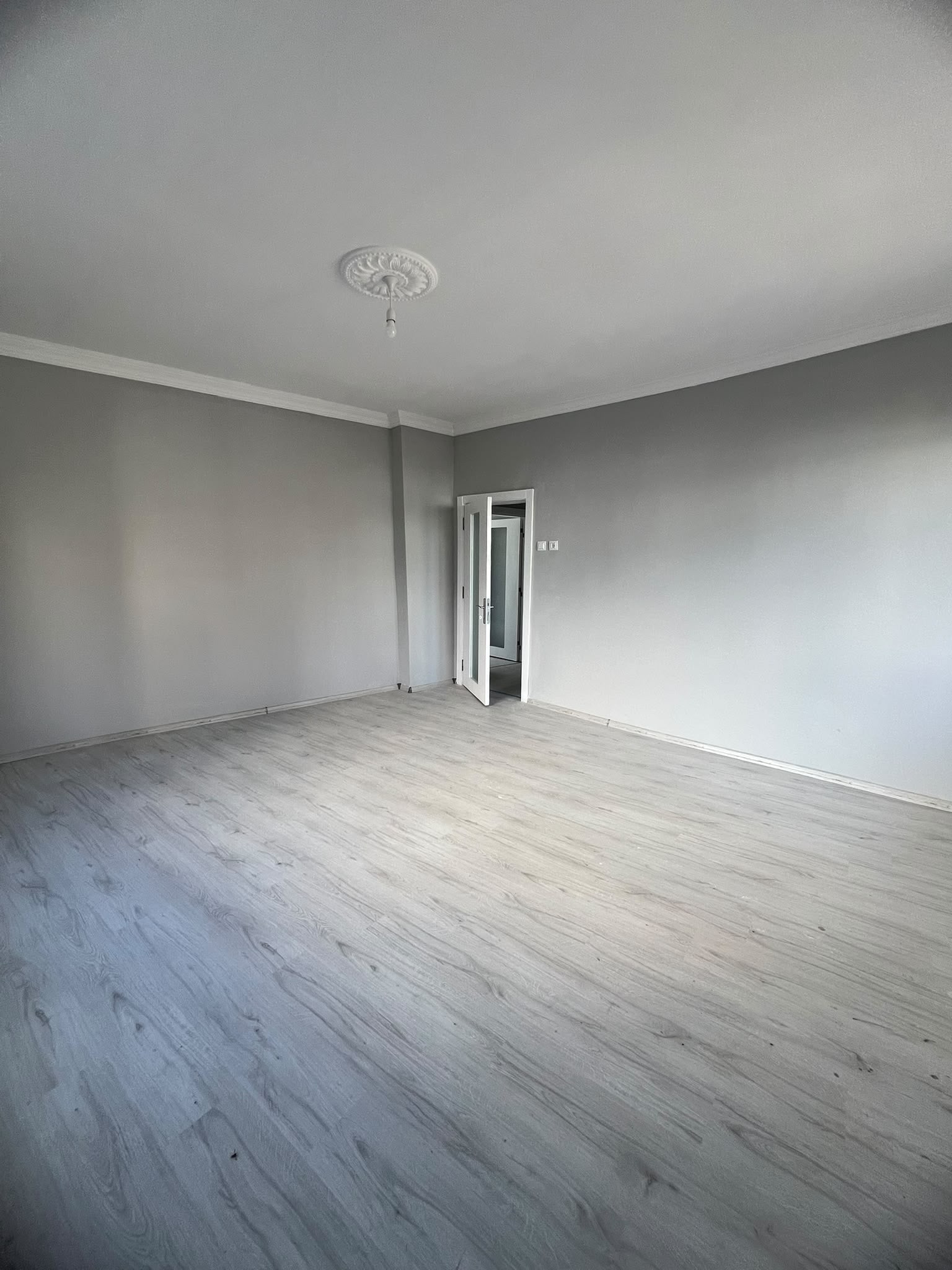 Satılık Karaman Merkez Hacıcelal'de 3+1 140m² Geniş, Yenilenmiş ve Aydınlık Daire — görsel 11