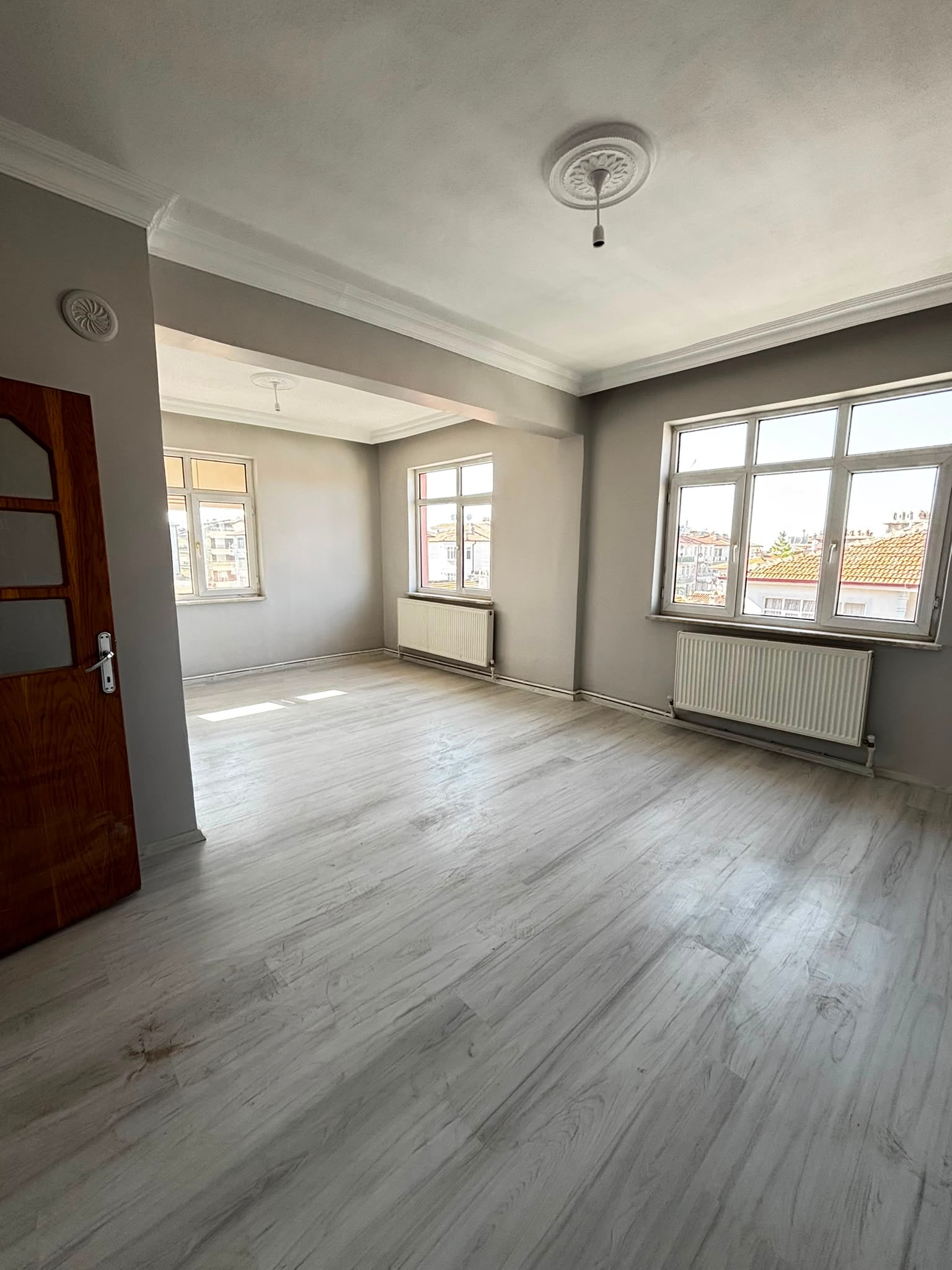 Nefise Sultan Mah.karaman Lisesi Civarı Yeni Tadilatlı 2+1 110 M2 Satılık Daire — görsel 16