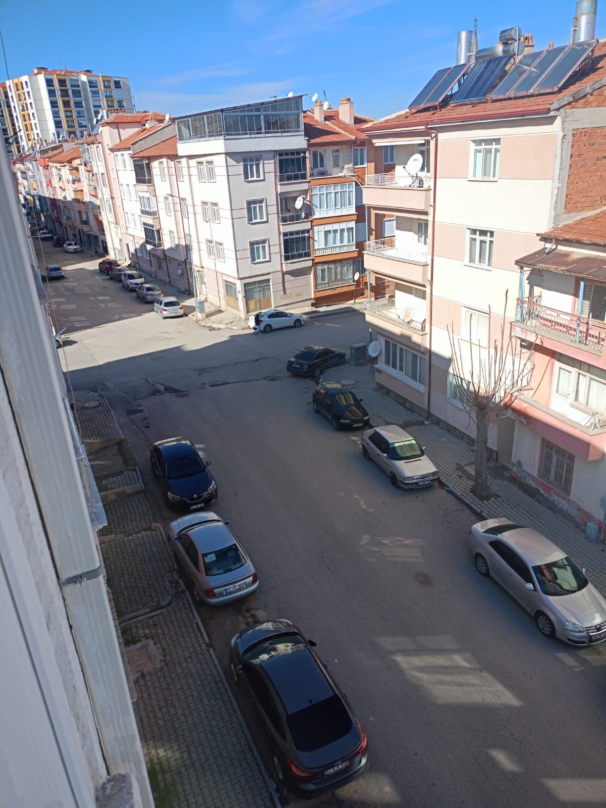 Cedit Mahallesinde 130 M2 2+1 4.kat Satılık Daire — görsel 3