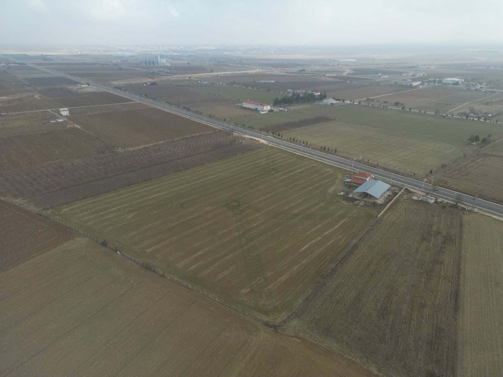 Karaman Merkez Prrireis Mah.açık Ceza Evi Arkası Satılık Çiftlik — görsel 8