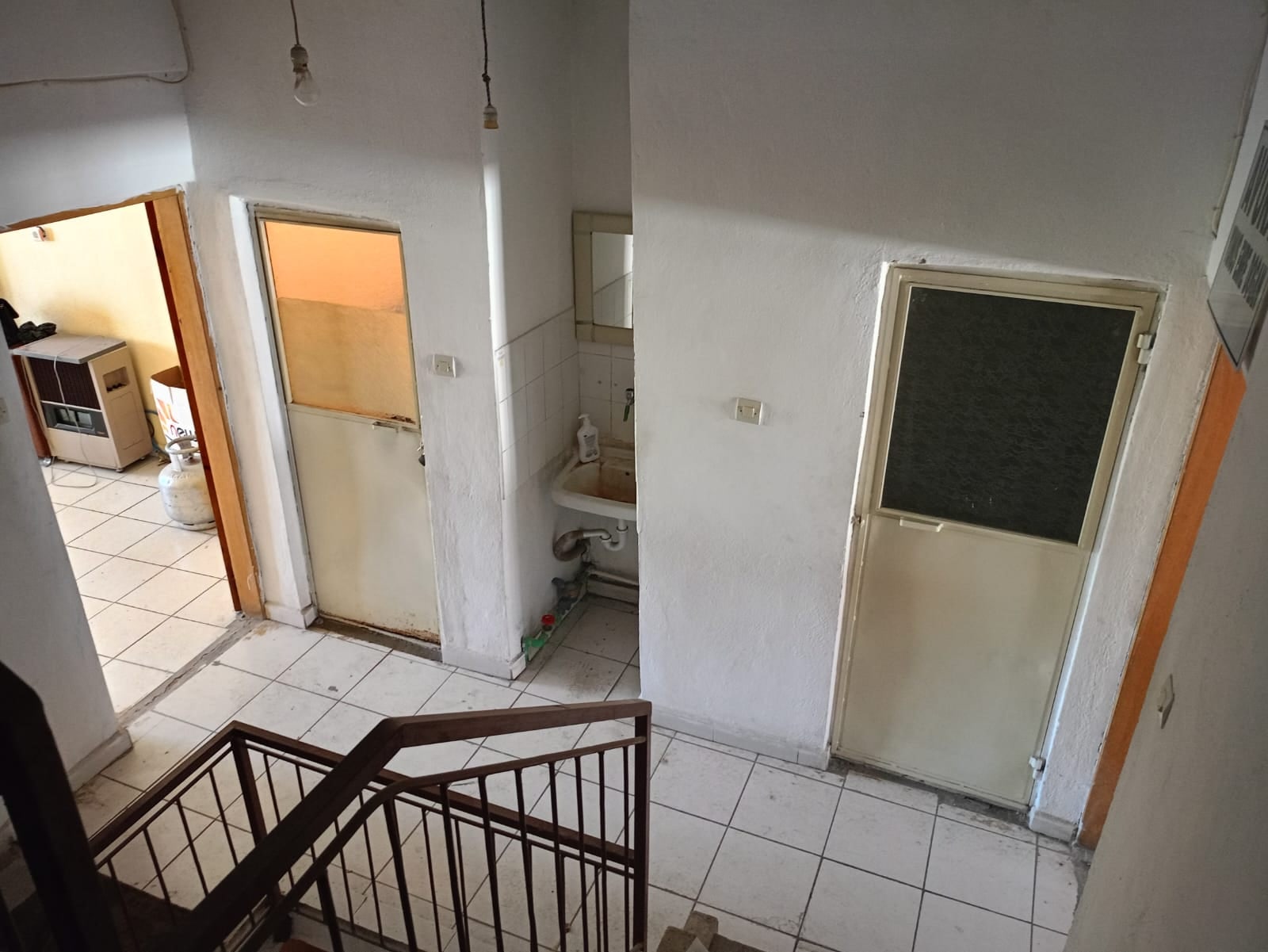 Çarşı Merkezde Çift Cepheli Toplam 337 M2 3 Katlı Komple Satılık İşyeri — görsel 14