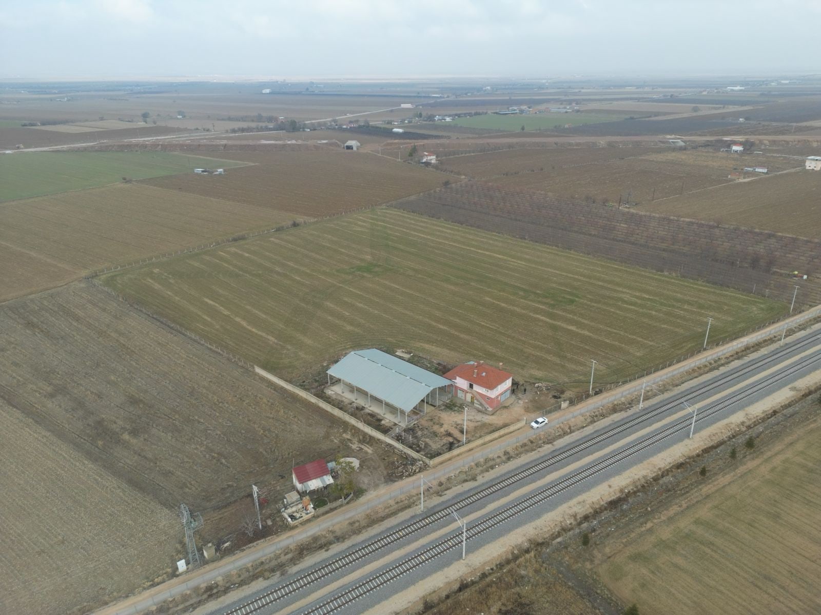 Karaman Merkez Prrireis Mah.açık Ceza Evi Arkası Satılık Çiftlik — görsel 9
