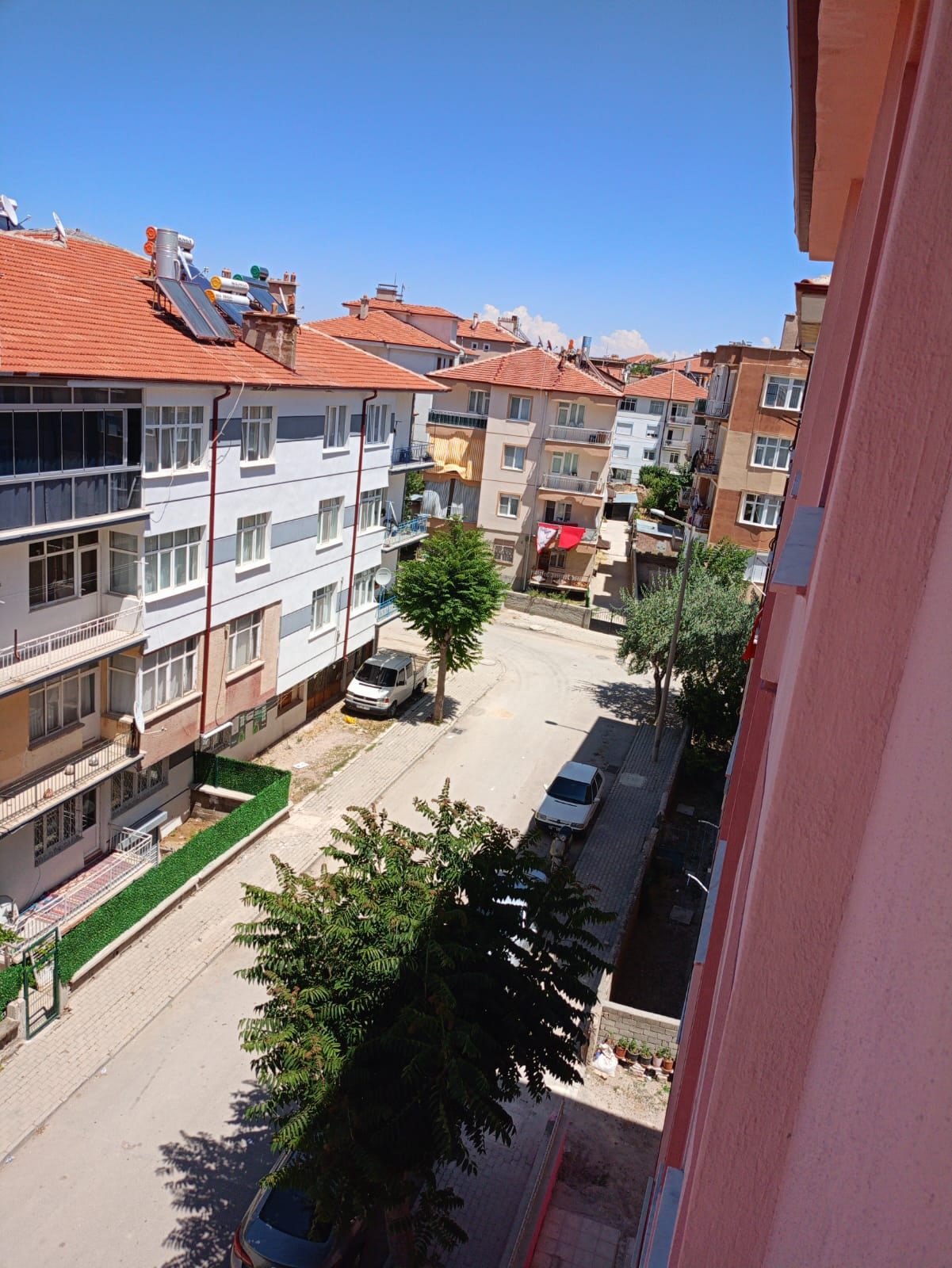 Nefise Sultan Mah.karaman Lisesi Civarı Yeni Tadilatlı 2+1 110 M2 Satılık Daire — görsel 5