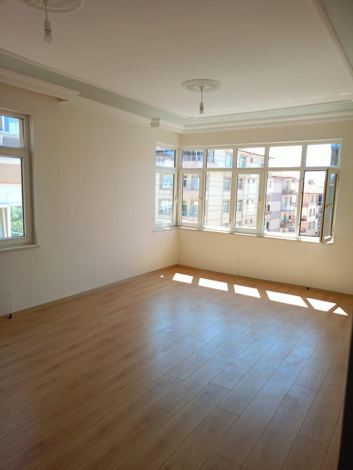 Nefise Sultan Mah.1.istasyon Ceddesinde Full Tadilat Yapılmış 2+1 110 M2 Satılık Daire — görsel 15