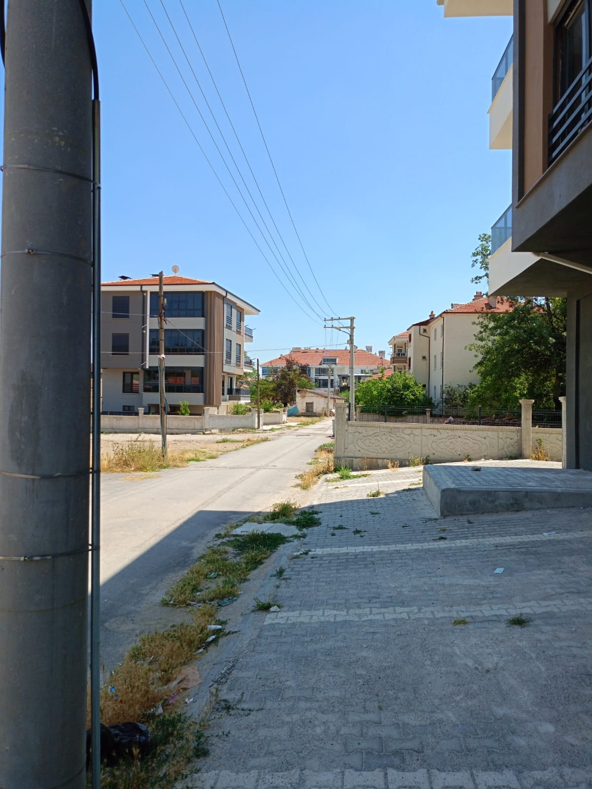 Çeltek Mahallesi Kale Civarı Arakat 3+1 125 M2 Şahsi Garajlı Satılık Lüx Daire — görsel 2