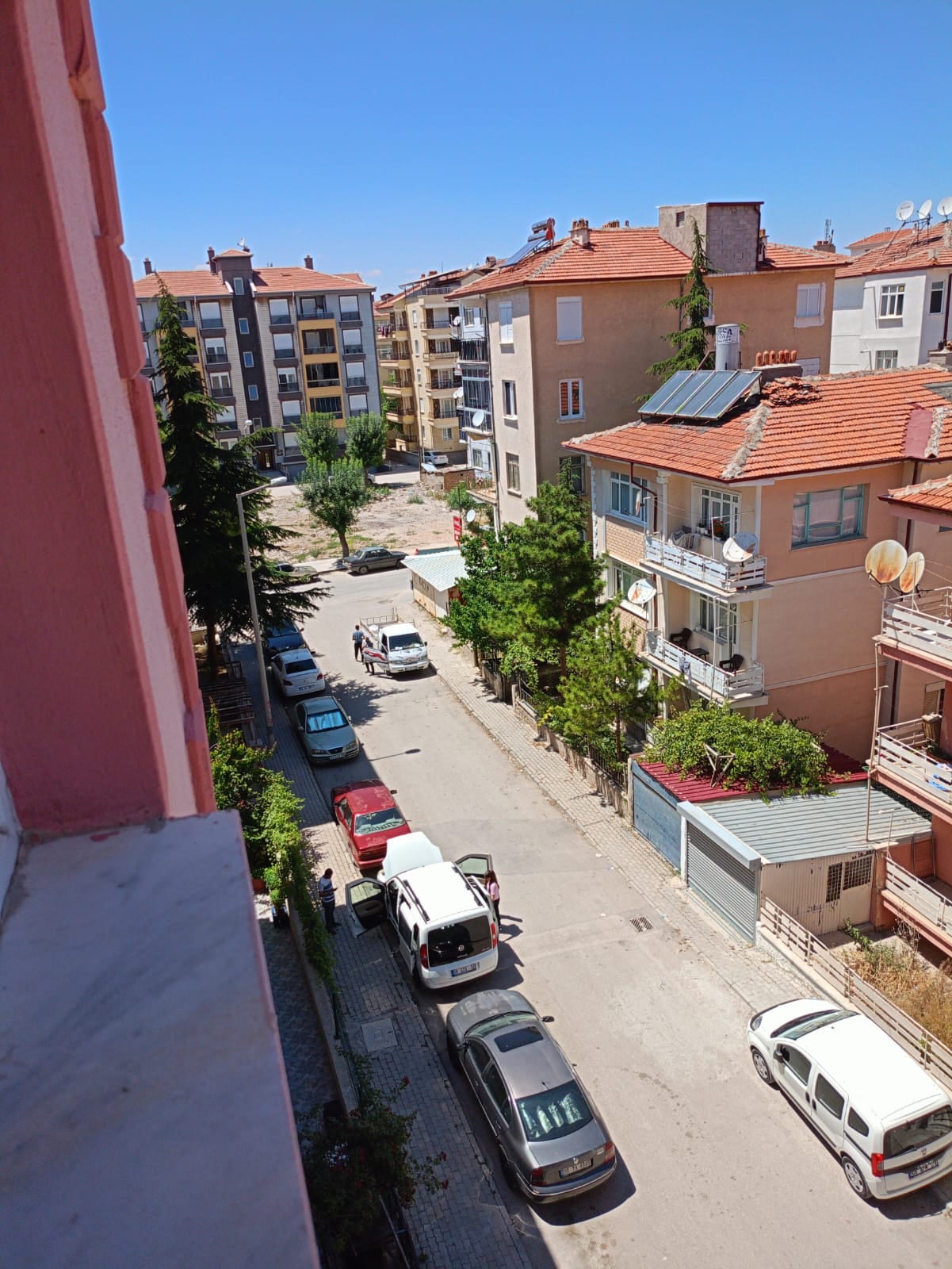 Nefise Sultan Mah.karaman Lisesi Civarı Yeni Tadilatlı 2+1 110 M2 Satılık Daire — görsel 4