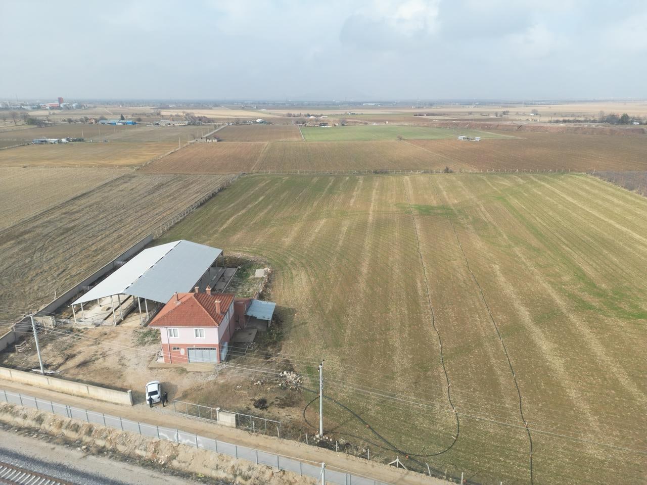 Karaman Merkez Prrireis Mah.açık Ceza Evi Arkası Satılık Çiftlik — görsel 4