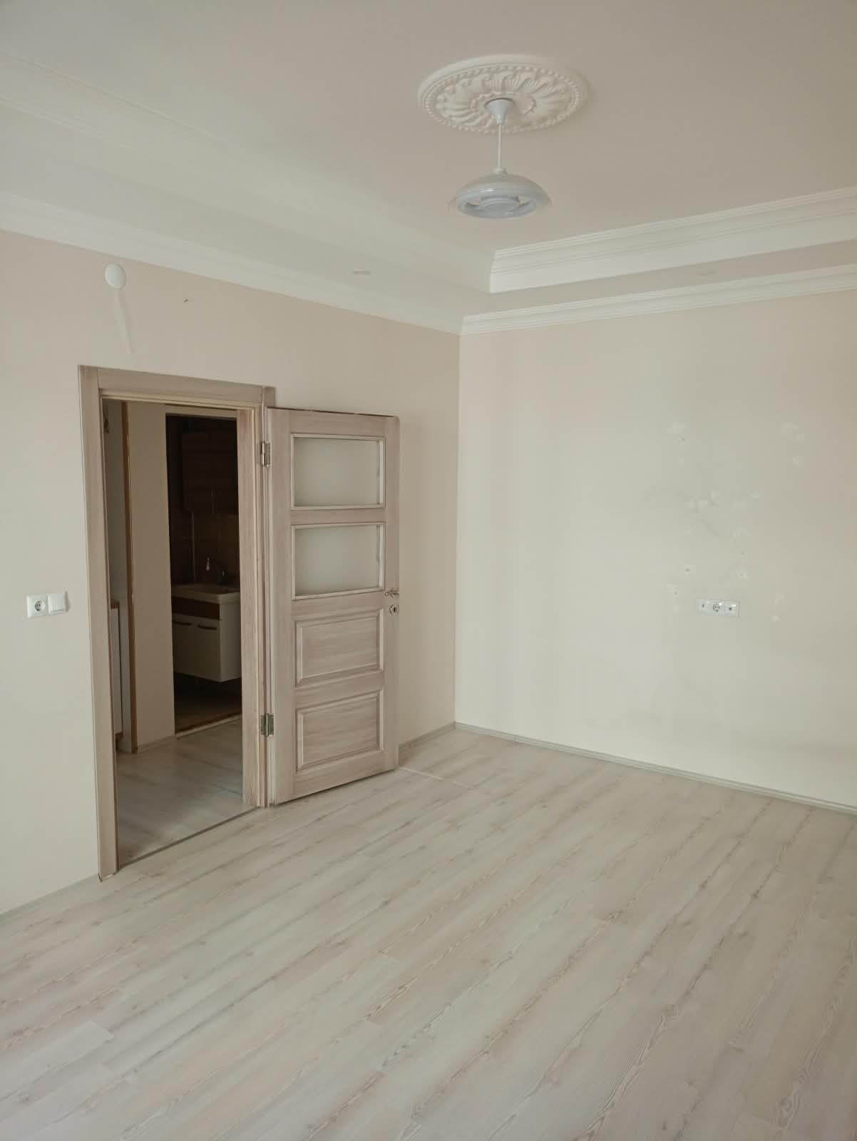 Mahmudiye Mah.köylüler Pazarı Civarı Sansörlü Arakat 2+1 Satılık Daire — görsel 8