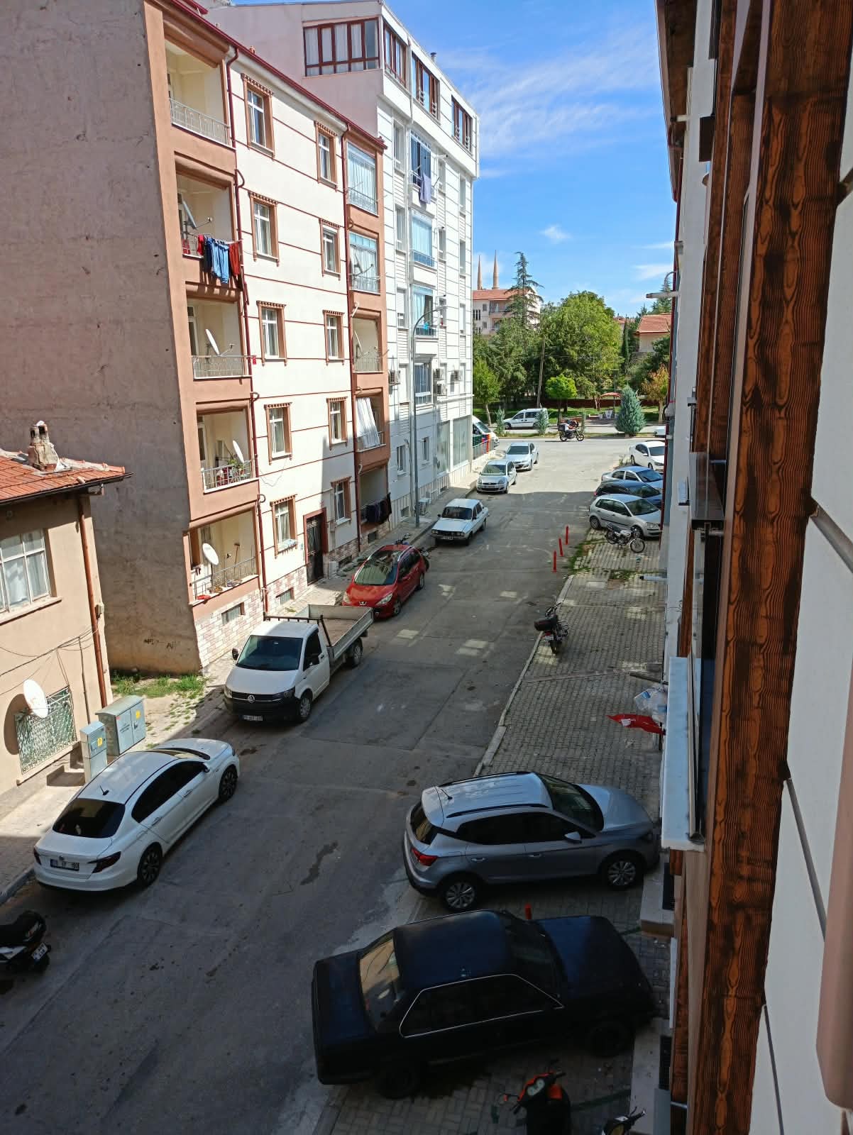 Mahmudiye Mah.köylüler Pazarı Civarı Sansörlü Arakat 2+1 Satılık Daire — görsel 9